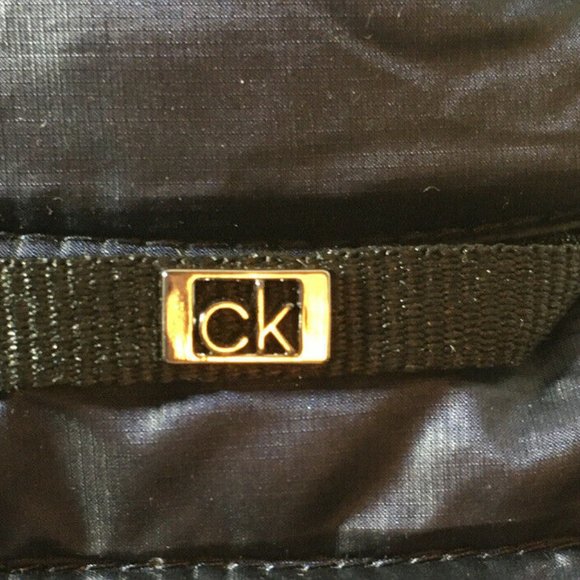 Calvin Klein Blue Packable Down Lightweight Vest - Picture 10 of 12